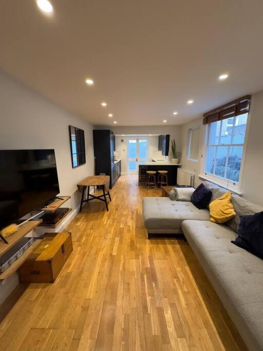 The Finest Flat In Clapham Londra