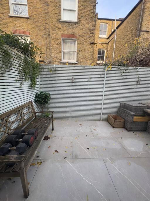 The Finest Flat In Clapham Londra